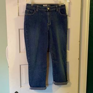 St. John’s Bay Capri cropped jeans 10